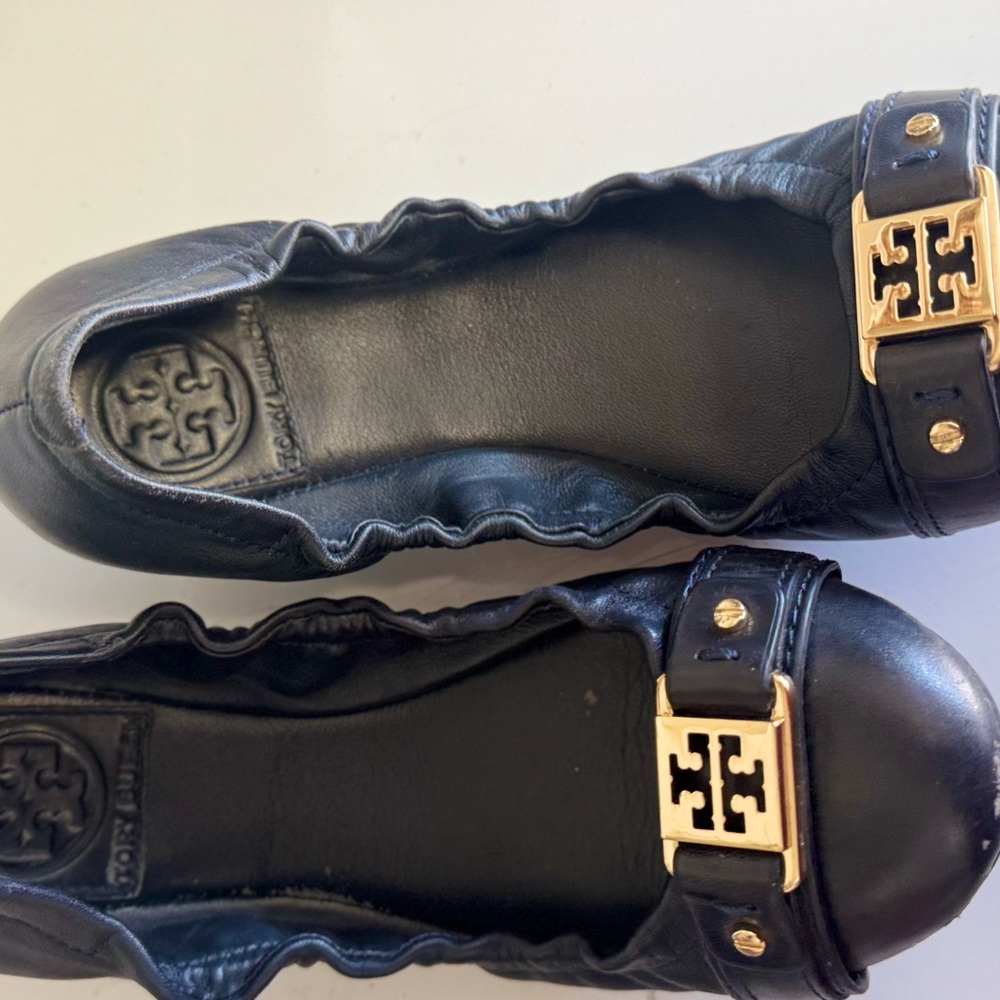 Tory Burch Black Leather Ballet Flats size 6 - Picture 7 of 9